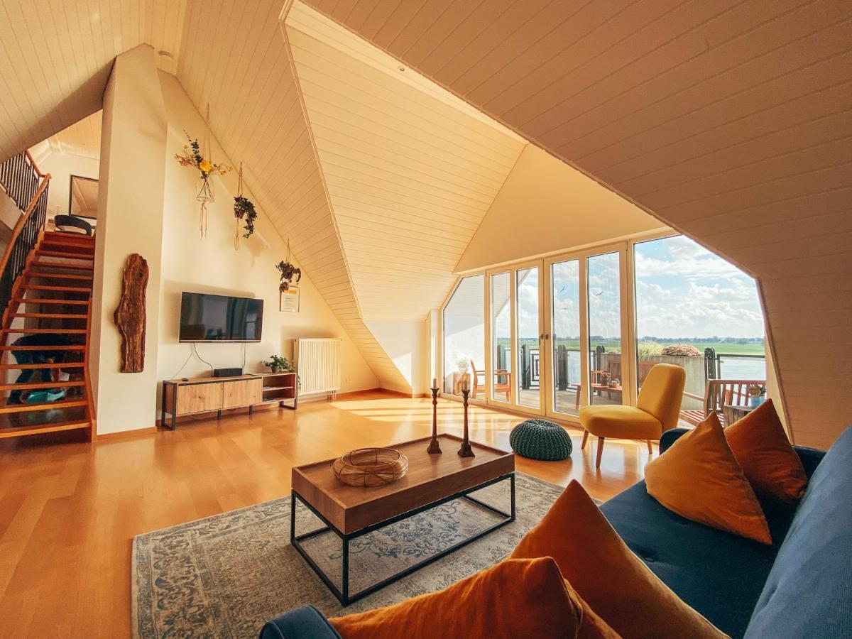 Rheinloft 3 - Grosse Giebelwohnung Mit Dachterrassen An Der Rheinpromenade Еммеріх Екстер'єр фото