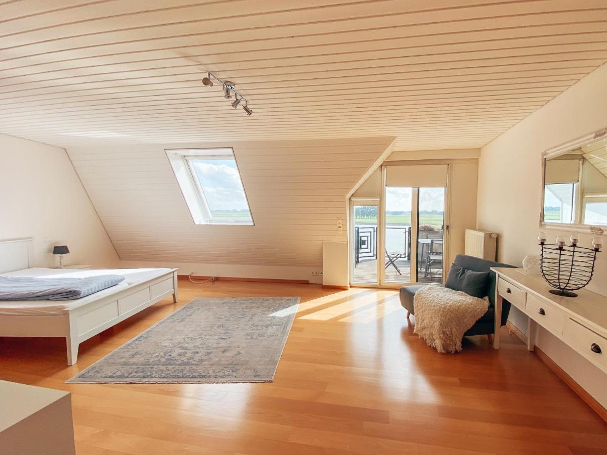 Rheinloft 3 - Grosse Giebelwohnung Mit Dachterrassen An Der Rheinpromenade Еммеріх Екстер'єр фото
